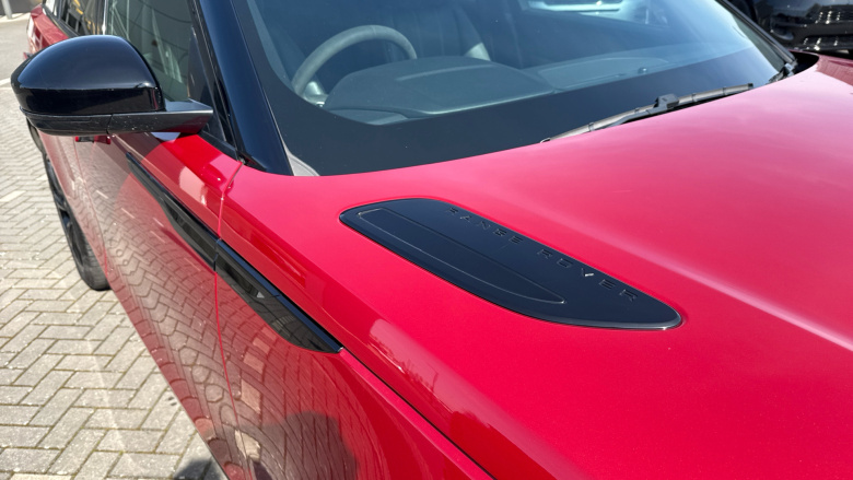 Land Rover Range Rover Velar 2.0 D200 R-Dynamic SE 5dr Auto Diesel Estate